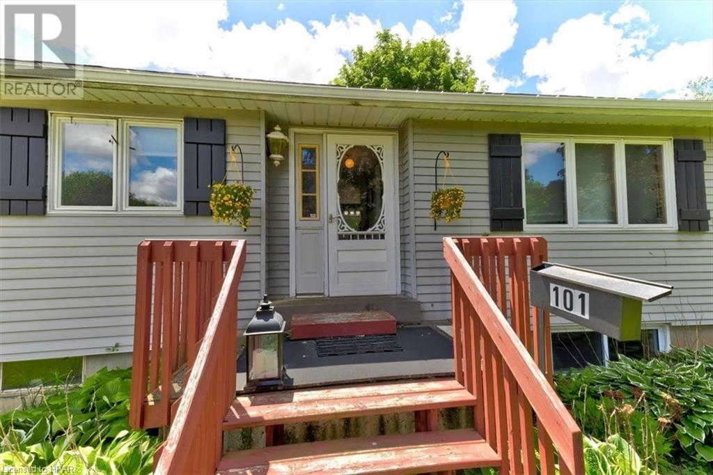 101 King Street N, Harriston, Ontario  N0G 1Z0 - Photo 5 - 40601290