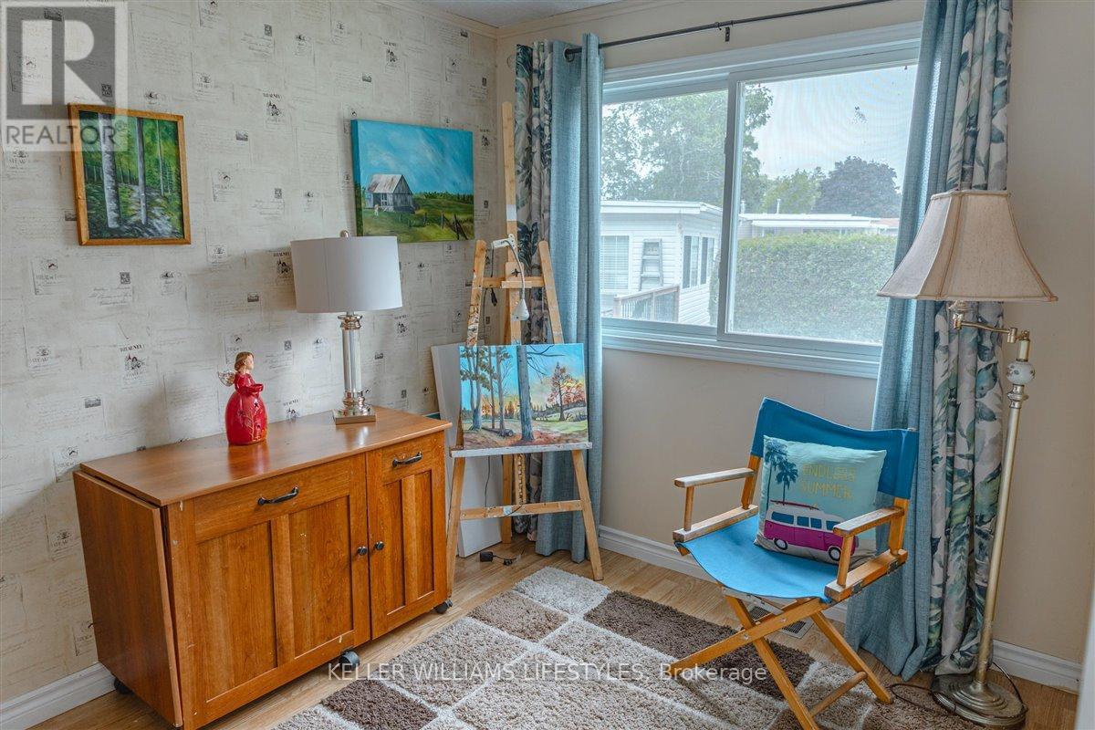 239 Southwind Court, Lambton Shores, Ontario  N0M 1T0 - Photo 14 - X8427064