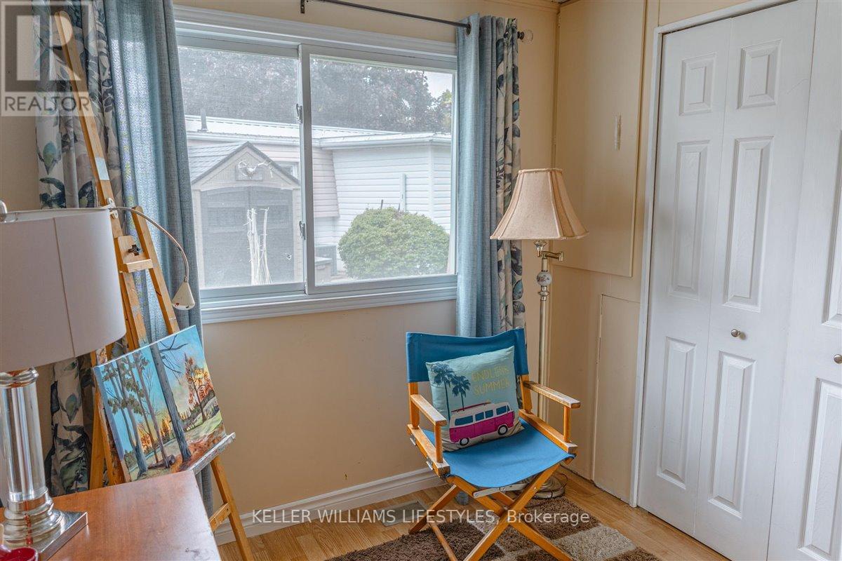 239 Southwind Court, Lambton Shores, Ontario  N0M 1T0 - Photo 15 - X8427064