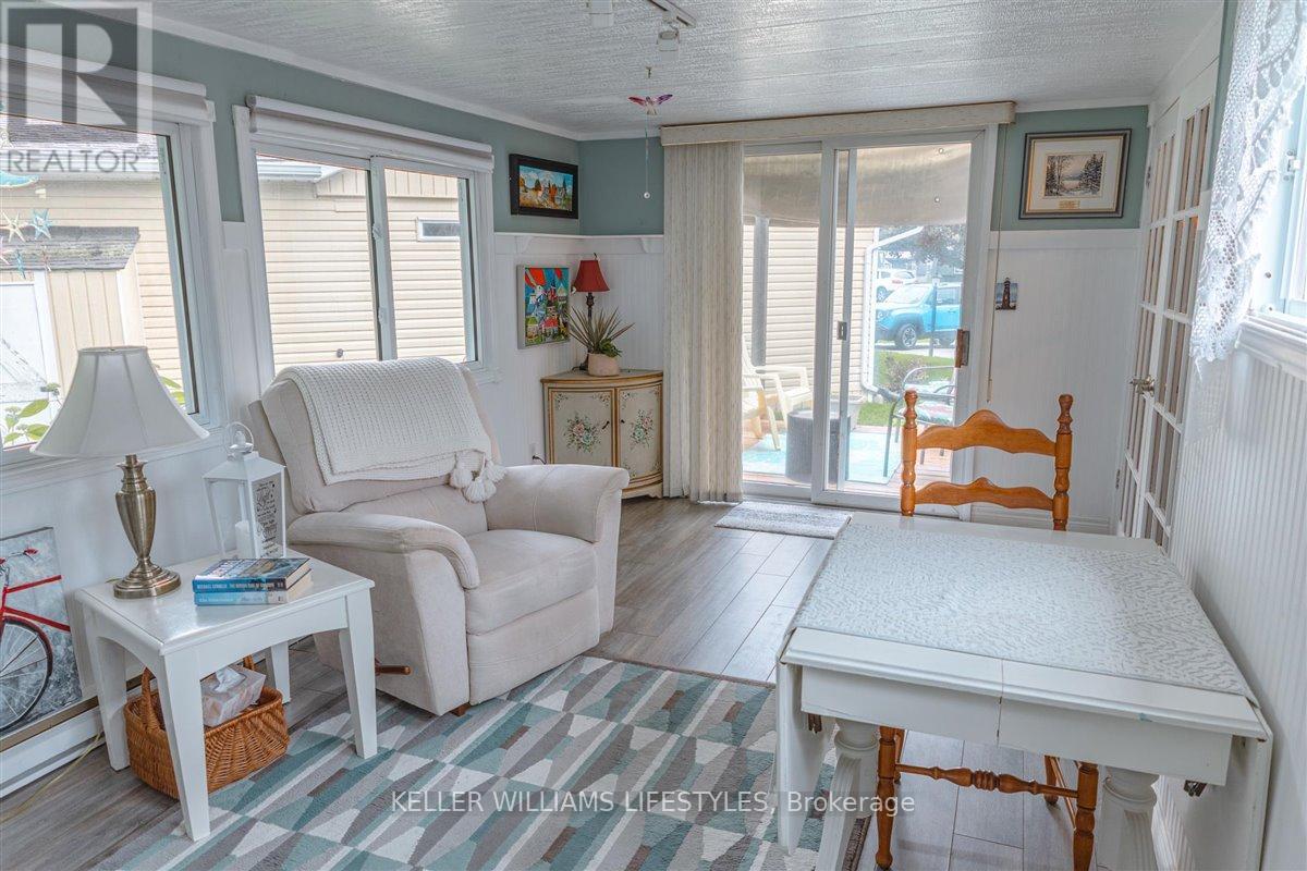 239 Southwind Court, Lambton Shores, Ontario  N0M 1T0 - Photo 24 - X8427064