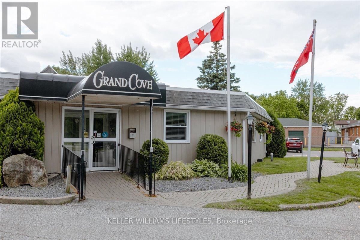 239 Southwind Court, Lambton Shores, Ontario  N0M 1T0 - Photo 28 - X8427064
