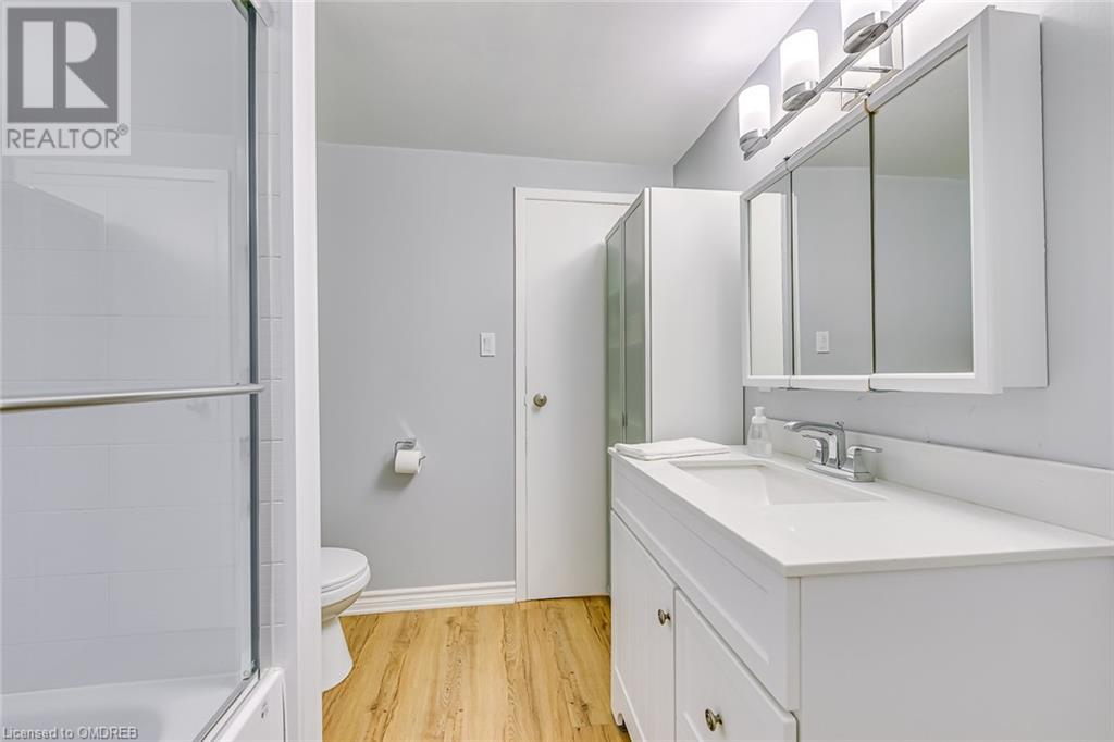 2230 Manchester Drive, Burlington, Ontario  L7P 3W2 - Photo 35 - 40603263