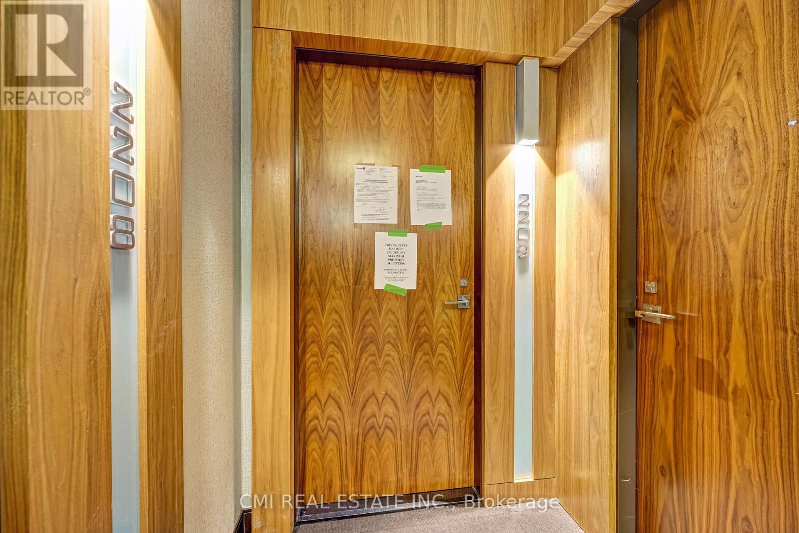 Property at 2209 - 36 PARK LAWN ROAD image 3