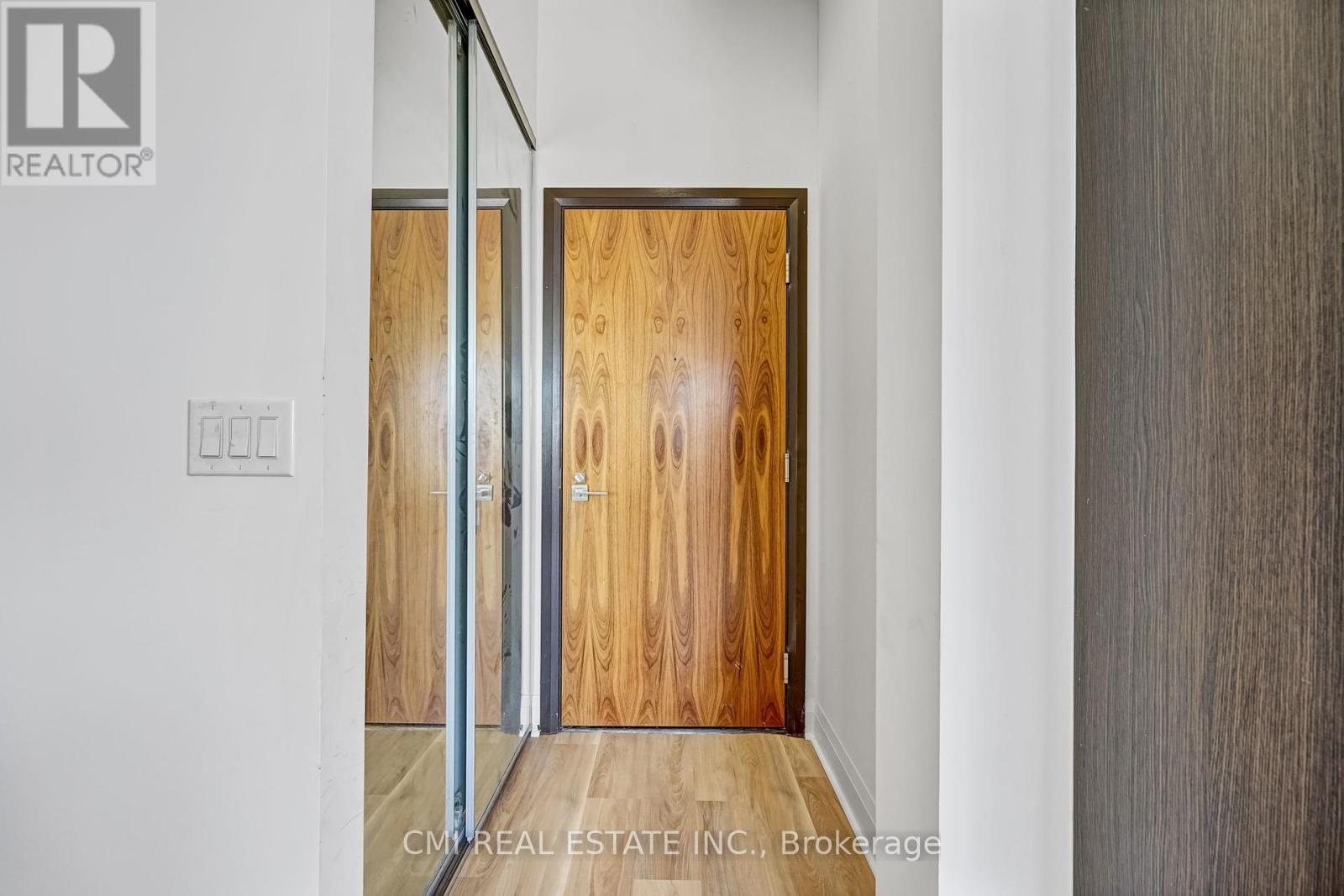 Property at 2209 - 36 PARK LAWN ROAD image 4