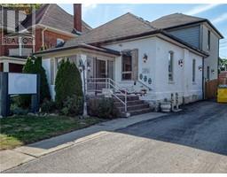590 ADELAIDE Street, woodstock, Ontario