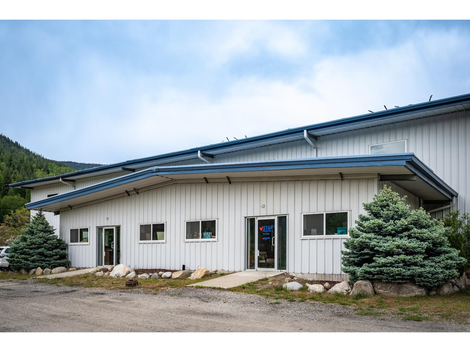 1175 Lower China Creek Road, Rivervale/genelle, British Columbia  V0G 1G0 - Photo 2 - 2477619