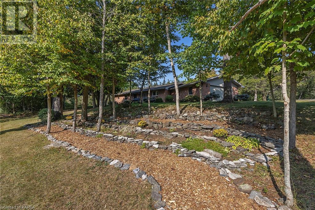 4733 Taylor Kidd Boulevard, Bath, Ontario  K0G 1G0 - Photo 5 - 40587056