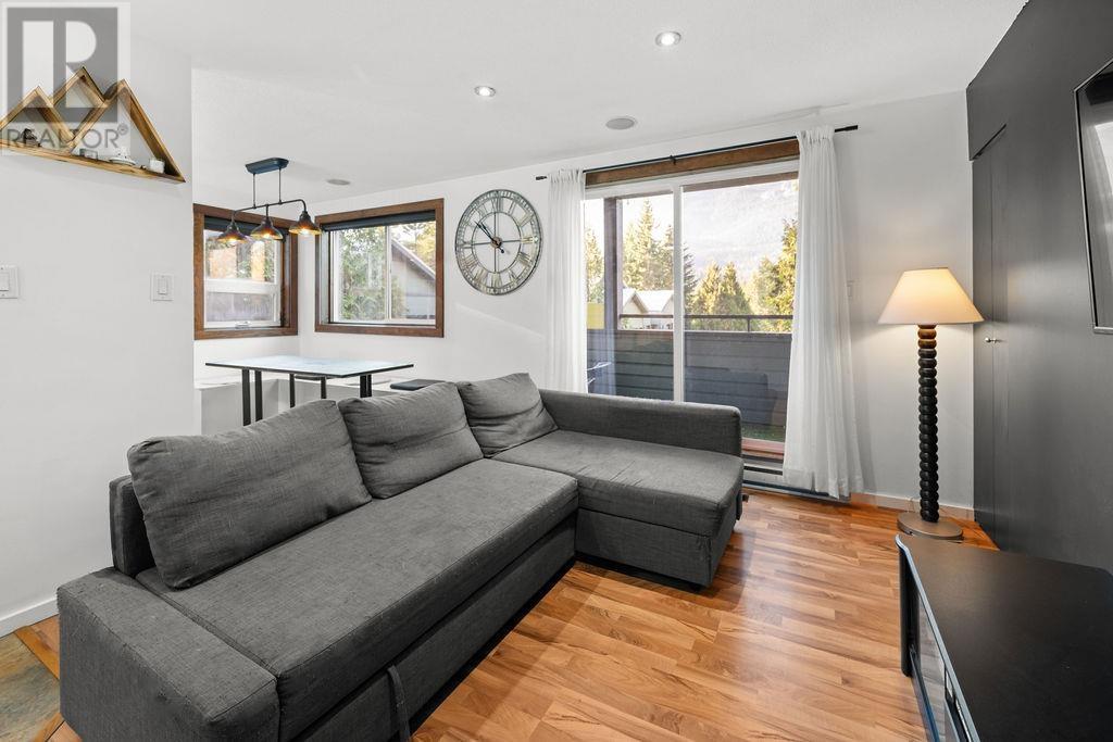 121 2005 Nordic Place, Whistler, British Columbia  V8E 0N8 - Photo 1 - R2893282