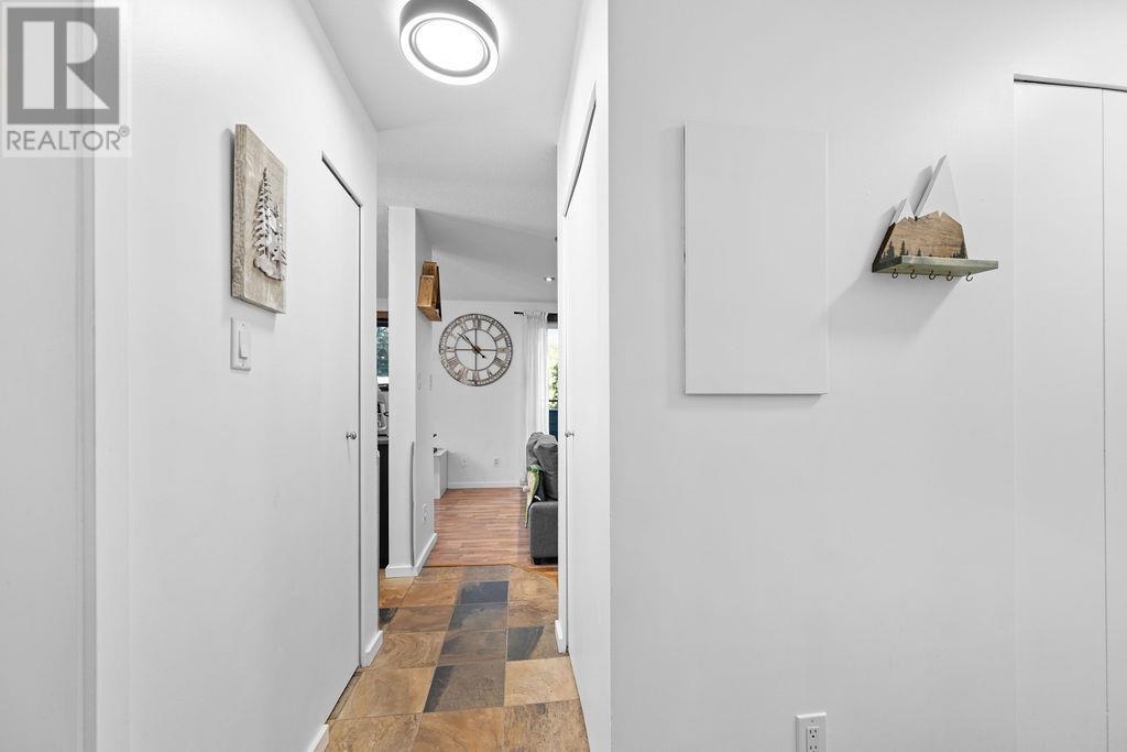 121 2005 Nordic Place, Whistler, British Columbia  V8E 0N8 - Photo 19 - R2893282