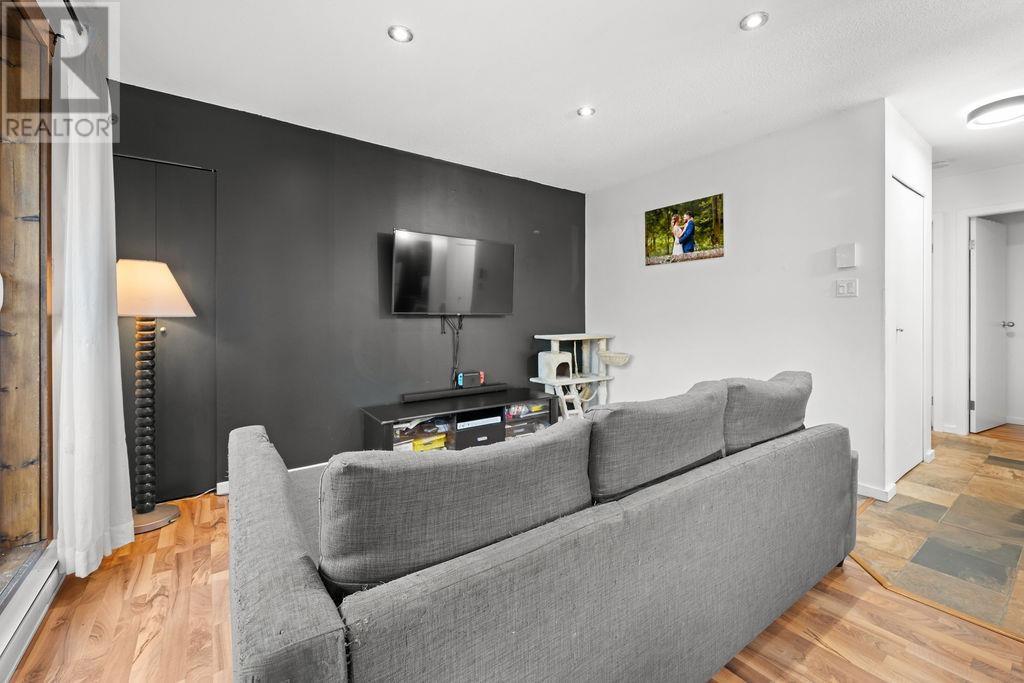 121 2005 Nordic Place, Whistler, British Columbia  V8E 0N8 - Photo 6 - R2893282