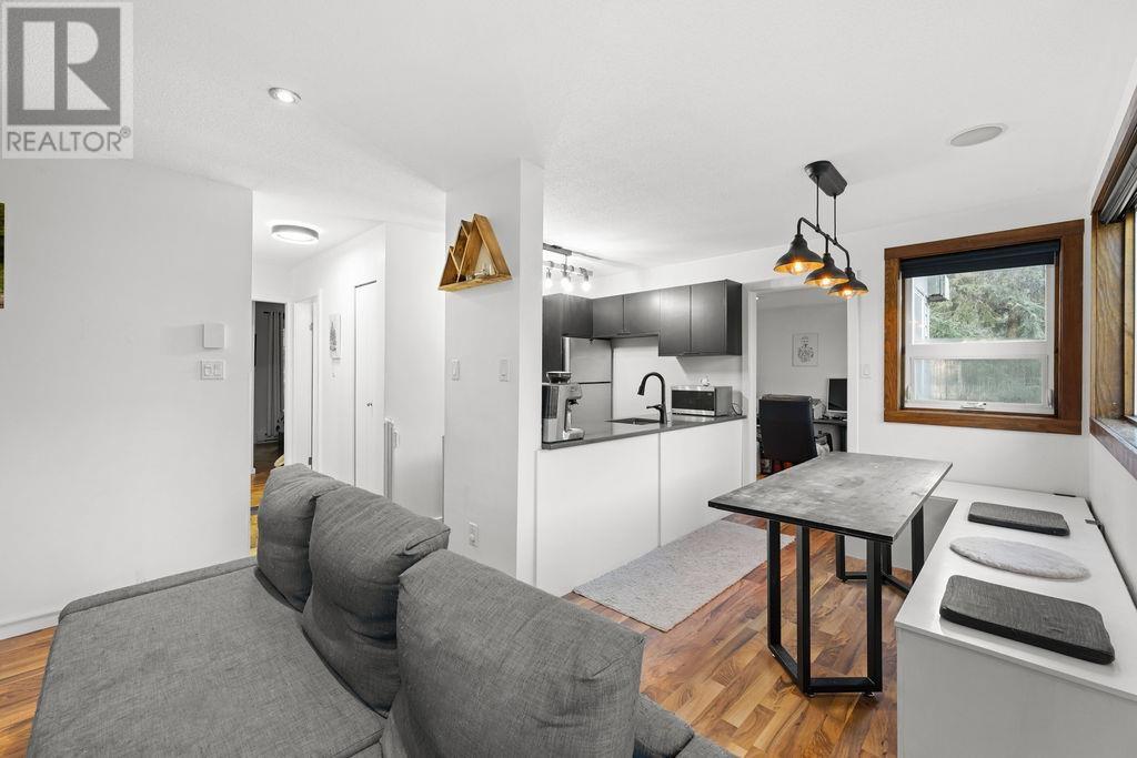 121 2005 Nordic Place, Whistler, British Columbia  V8E 0N8 - Photo 8 - R2893282