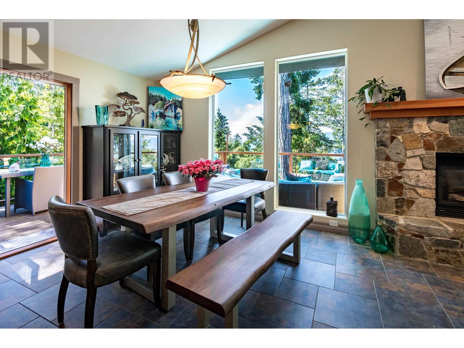 4224 Packalen Boulevard, Garden Bay, British Columbia  V0N 1S1 - Photo 13 - R2892255