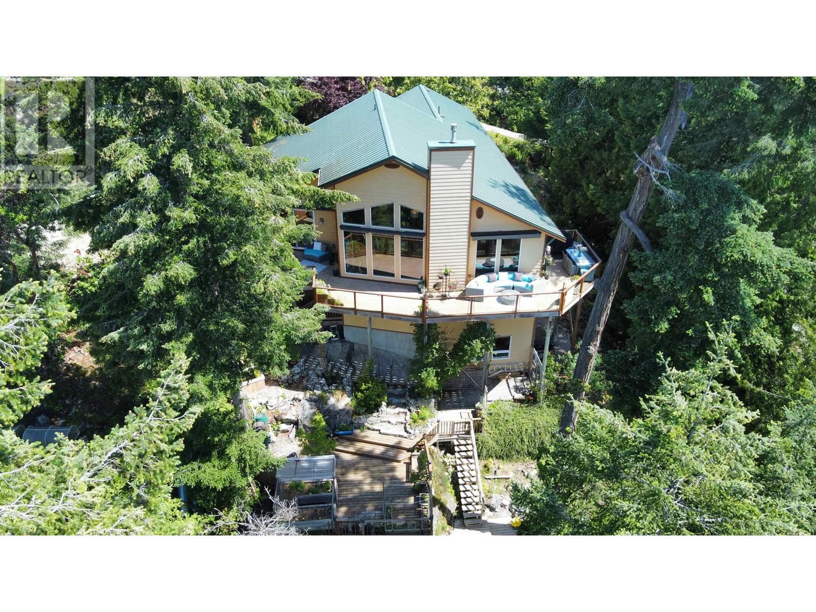 4224 Packalen Boulevard, Garden Bay, British Columbia  V0N 1S1 - Photo 38 - R2892255