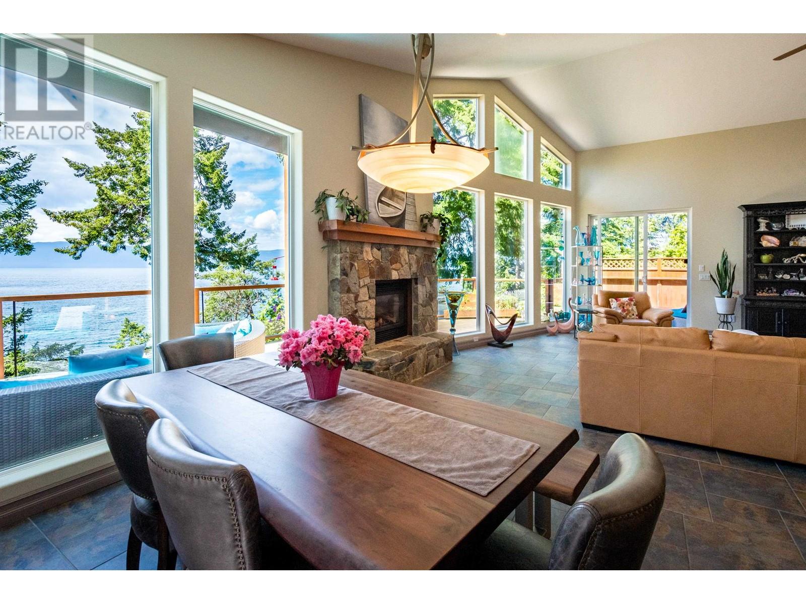 4224 Packalen Boulevard, Garden Bay, British Columbia  V0N 1S1 - Photo 14 - R2892255