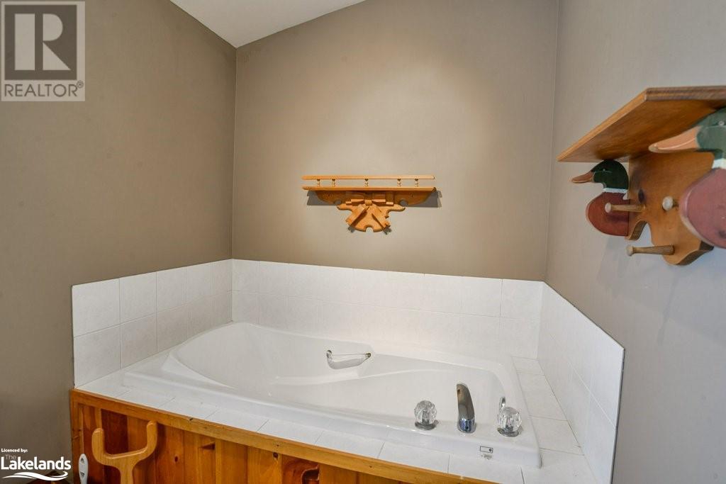 2102 Lakeshore Drive, Brechin, Ontario  L0K 1B0 - Photo 20 - 40602969