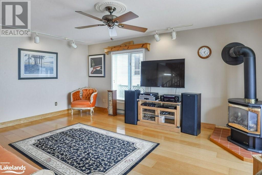 2102 Lakeshore Drive, Brechin, Ontario  L0K 1B0 - Photo 5 - 40602969