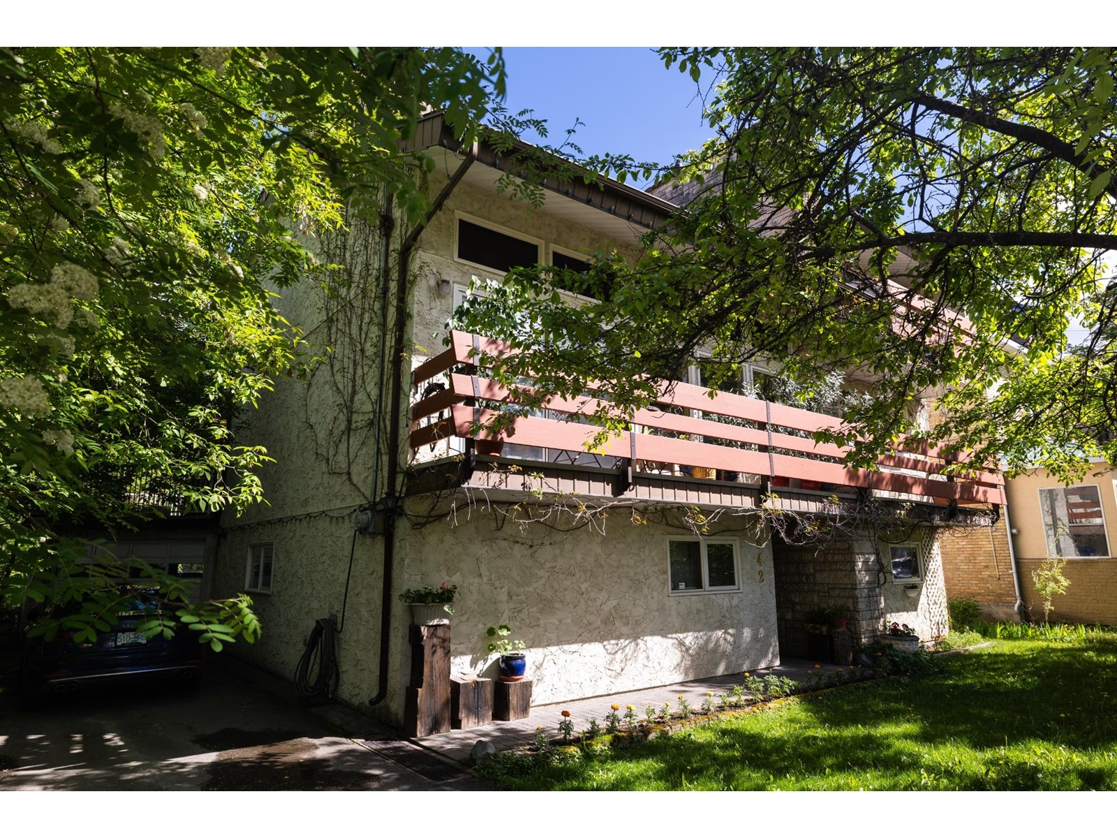 642 4TH AVENUE, fernie, British Columbia