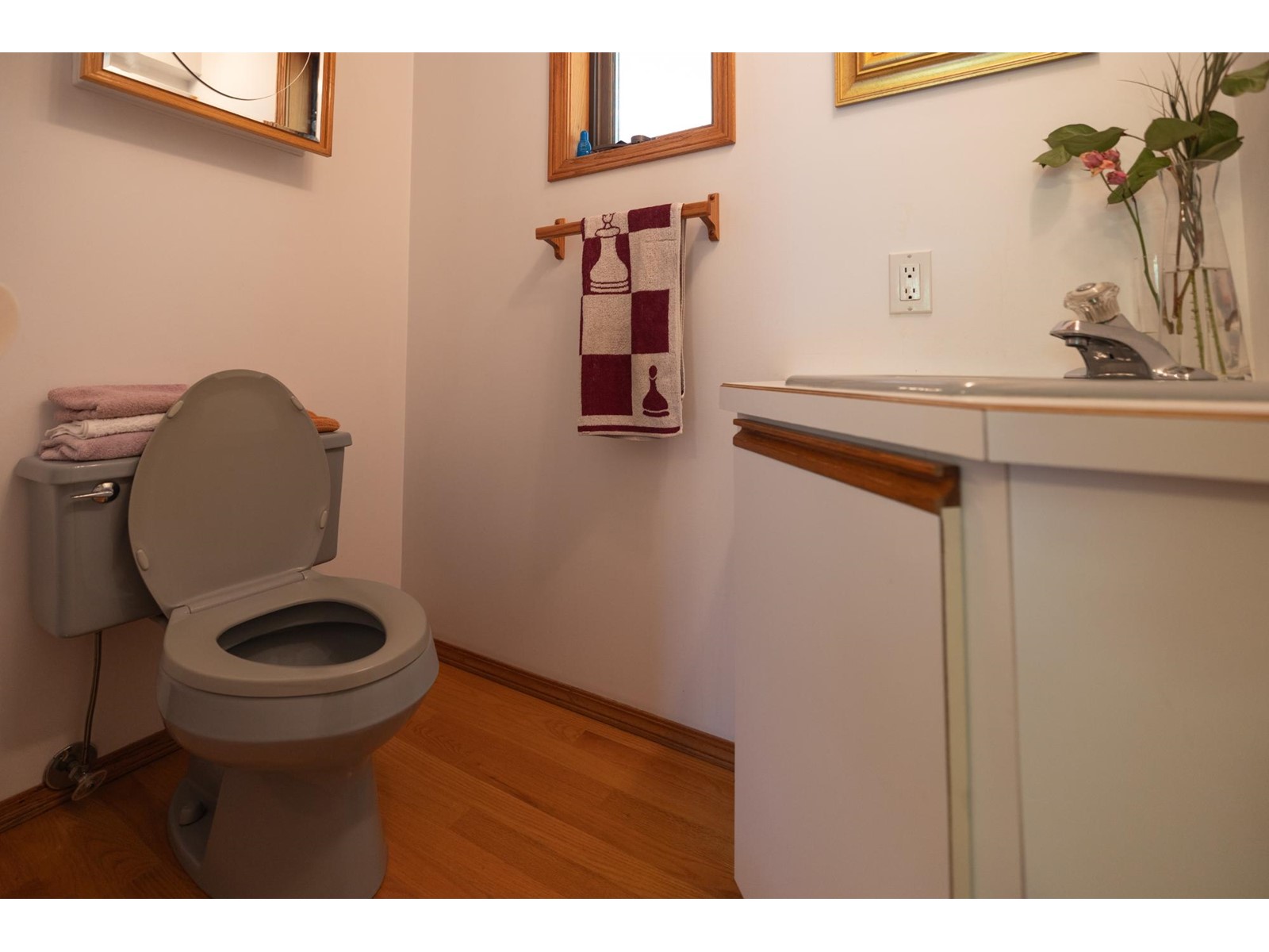 642 4th Avenue, Fernie, British Columbia  V0B 1M0 - Photo 49 - 2477633