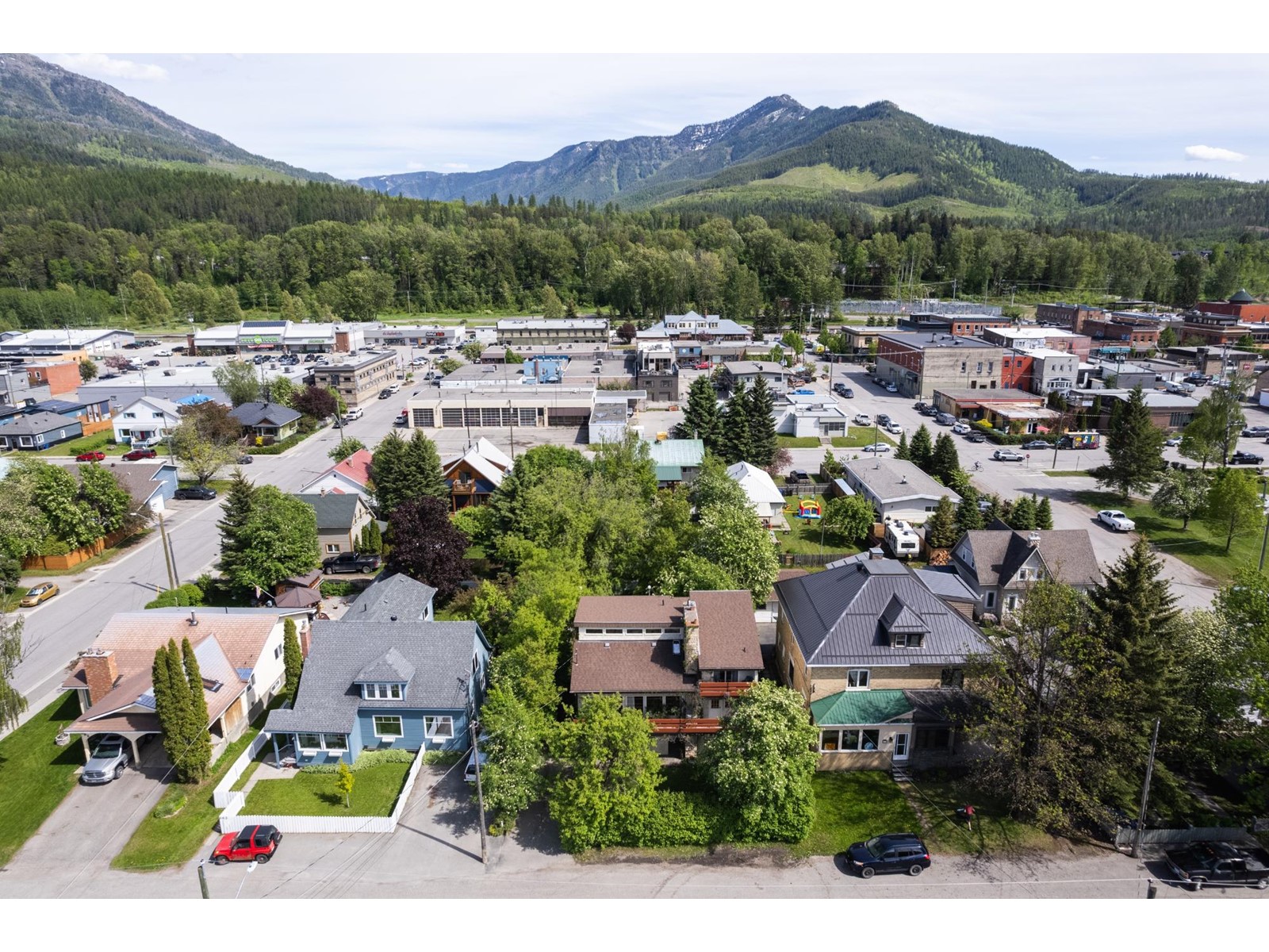 642 4th Avenue, Fernie, British Columbia  V0B 1M0 - Photo 63 - 2477633