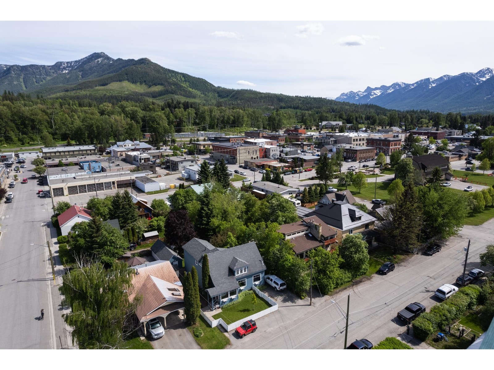 642 4th Avenue, Fernie, British Columbia  V0B 1M0 - Photo 64 - 2477633
