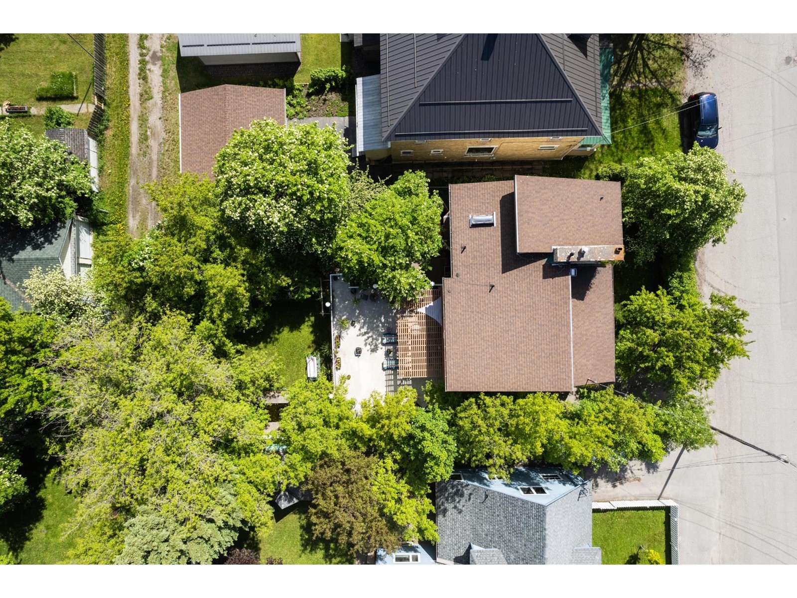 642 4th Avenue, Fernie, British Columbia  V0B 1M0 - Photo 67 - 2477633