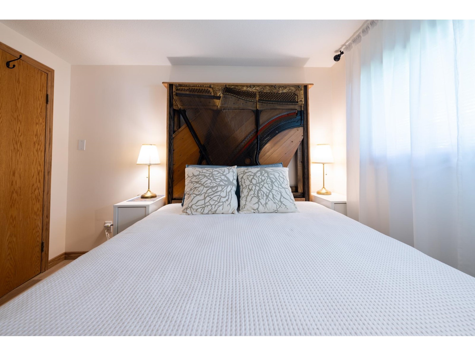 642 4th Avenue, Fernie, British Columbia  V0B 1M0 - Photo 9 - 2477633