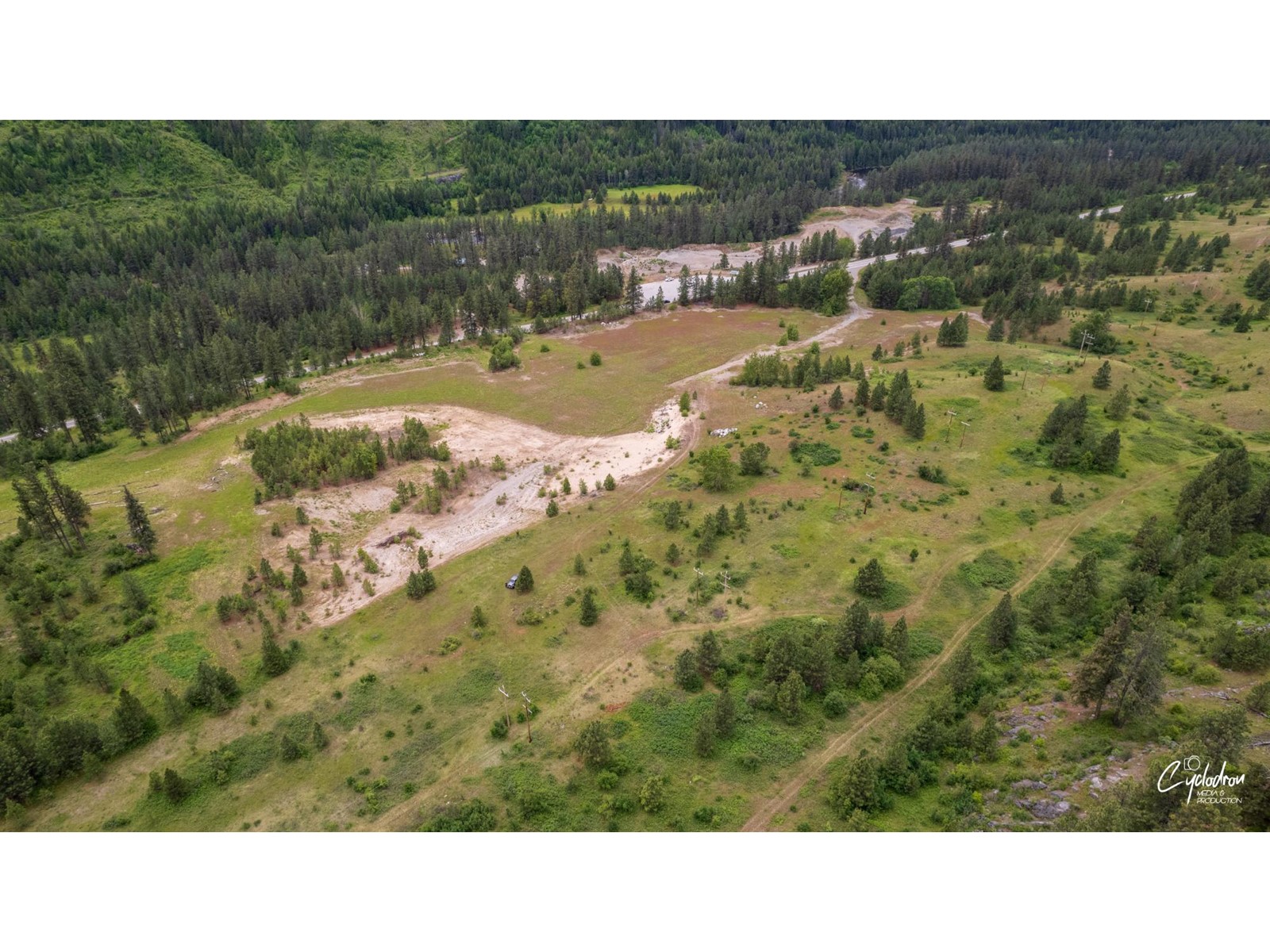 520 Highway 3, Christina Lake, British Columbia  V0H 1E0 - Photo 4 - 2477591