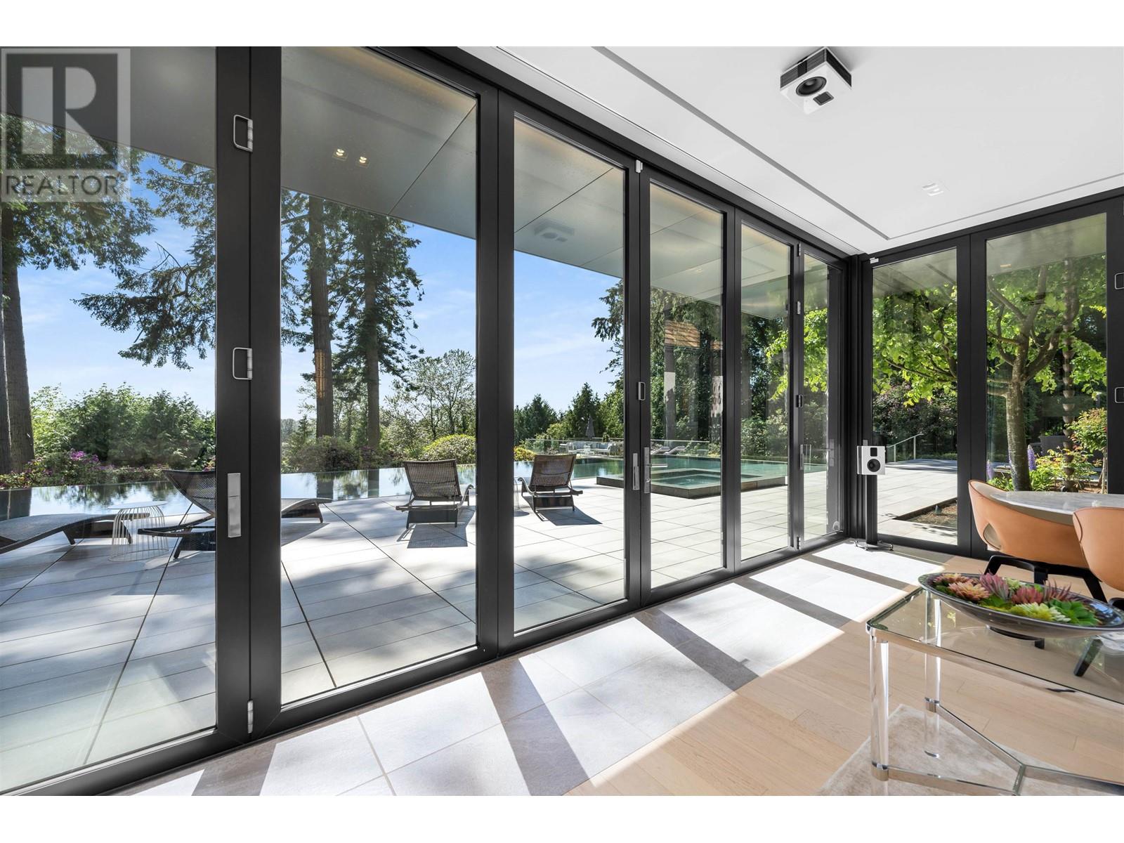 Listing Picture 12 of 40 : 2106 SW MARINE DRIVE, Vancouver / 溫哥華 - 魯藝地產 Yvonne Lu Group - MLS Medallion Club Member