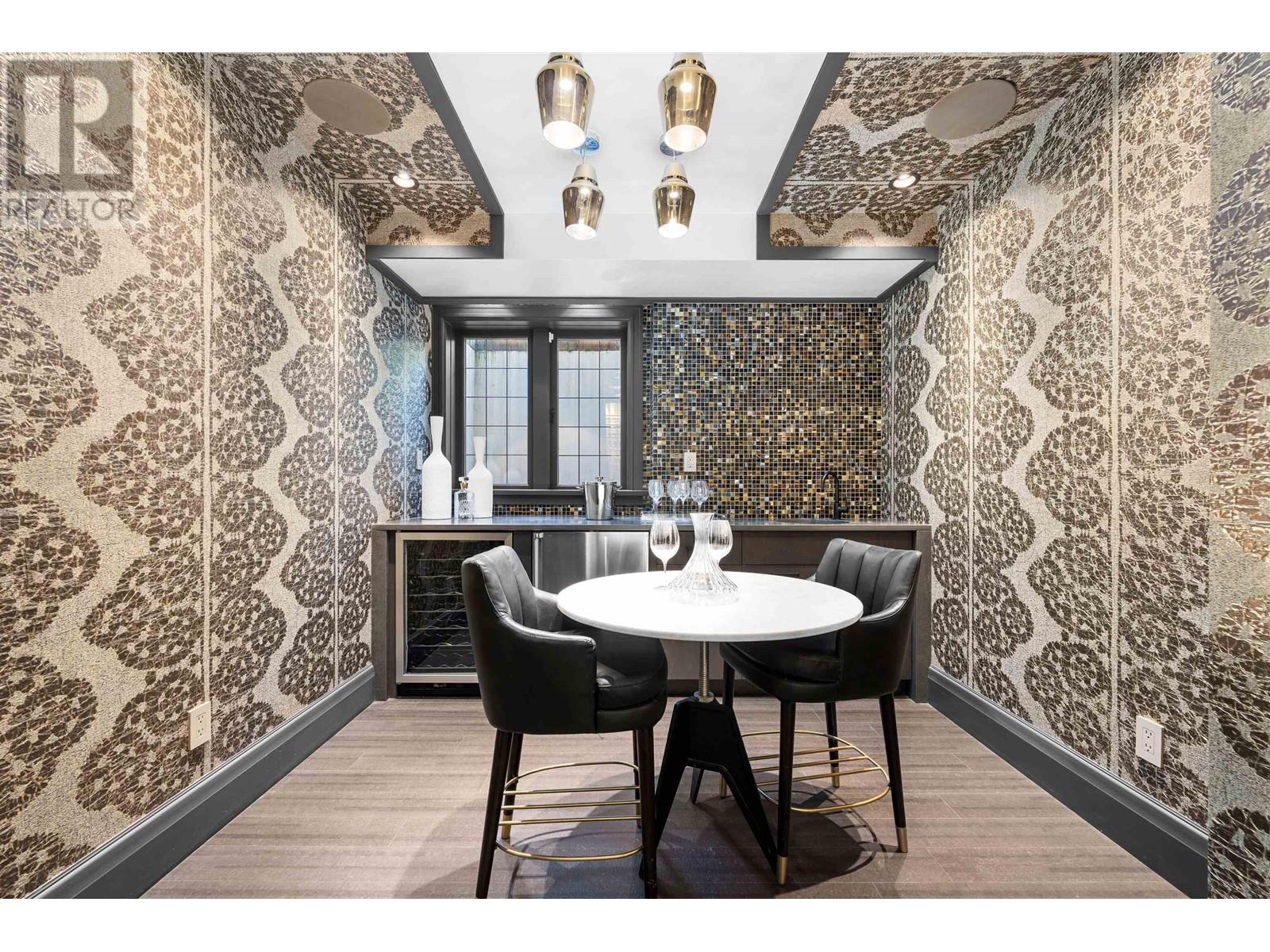 Listing Picture 30 of 40 : 2106 SW MARINE DRIVE, Vancouver / 溫哥華 - 魯藝地產 Yvonne Lu Group - MLS Medallion Club Member