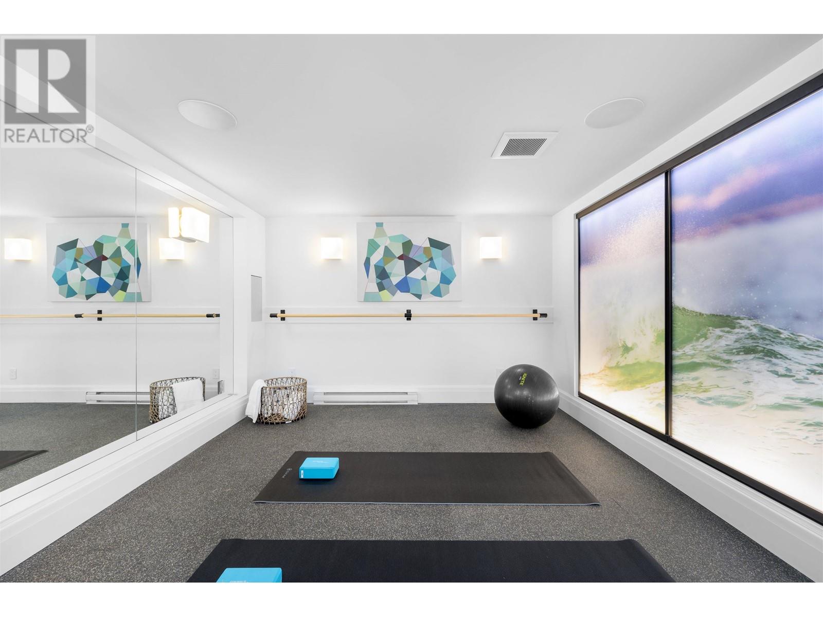 Listing Picture 32 of 40 : 2106 SW MARINE DRIVE, Vancouver / 溫哥華 - 魯藝地產 Yvonne Lu Group - MLS Medallion Club Member