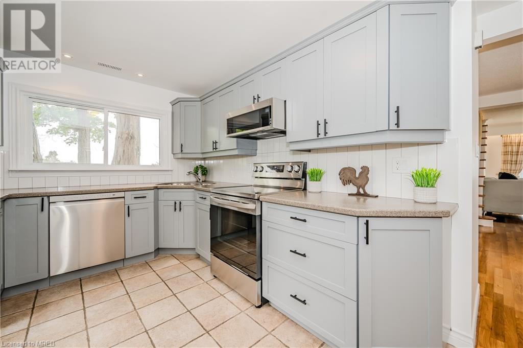 2 Campview Road, Stoney Creek, Ontario  L8E 5E2 - Photo 12 - 40604524