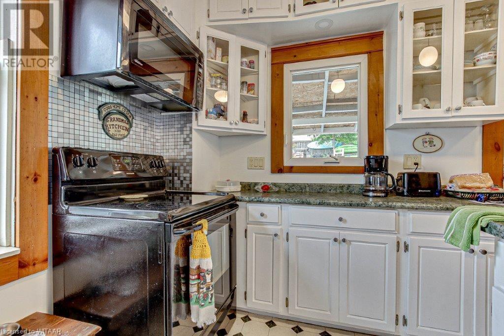 161 Carroll Street, Ingersoll, Ontario  N5C 1W3 - Photo 17 - 40604081