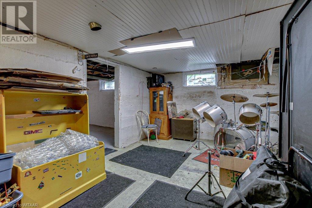 161 Carroll Street, Ingersoll, Ontario  N5C 1W3 - Photo 27 - 40604081