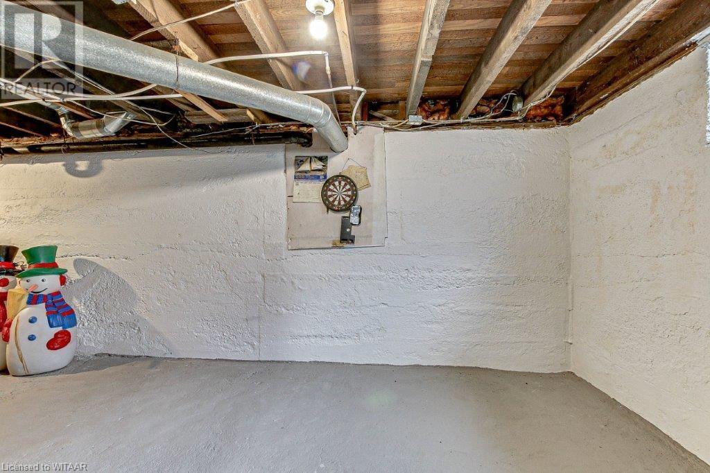 161 Carroll Street, Ingersoll, Ontario  N5C 1W3 - Photo 30 - 40604081