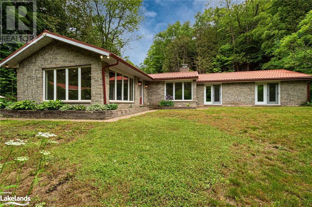 8275 County Road 9, Creemore, Ontario  L0M 1G0 - Photo 2 - 40602273