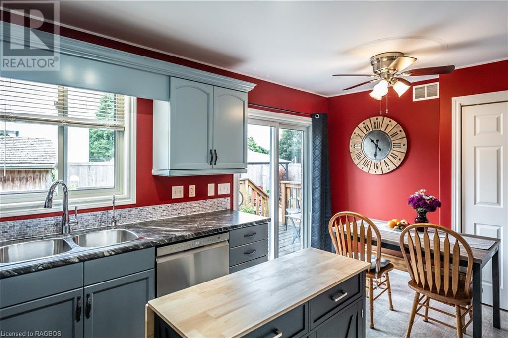 636 22nd Avenue, Hanover, Ontario  N4N 3W7 - Photo 16 - 40604370