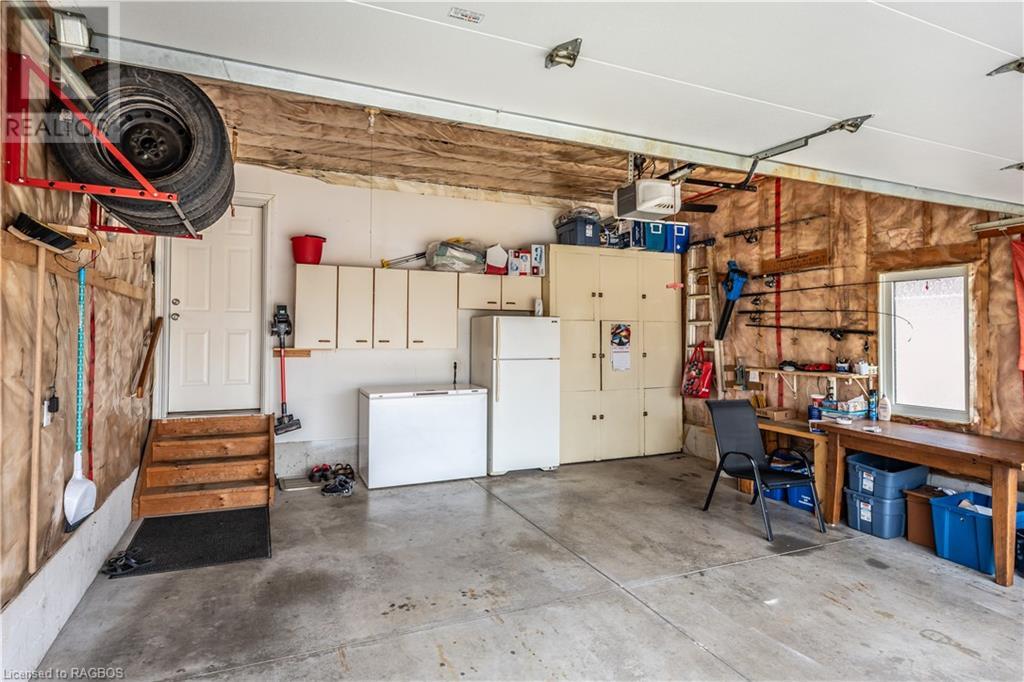 636 22nd Avenue, Hanover, Ontario  N4N 3W7 - Photo 27 - 40604370