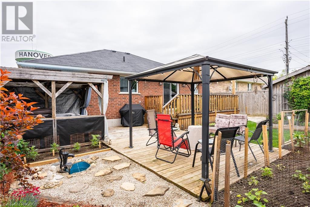 636 22nd Avenue, Hanover, Ontario  N4N 3W7 - Photo 29 - 40604370