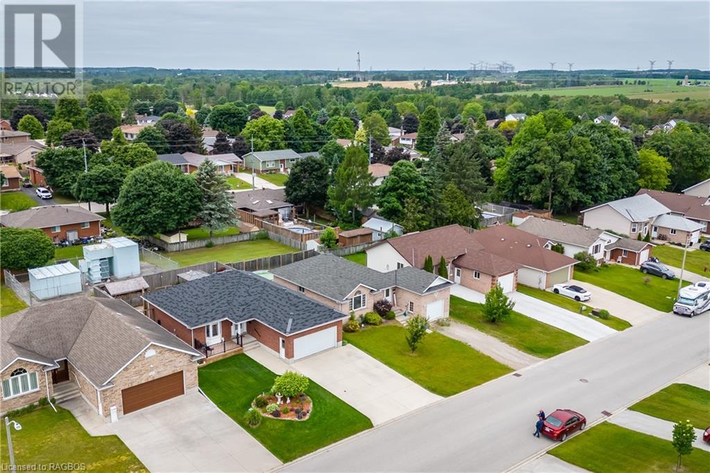 636 22nd Avenue, Hanover, Ontario  N4N 3W7 - Photo 6 - 40604370