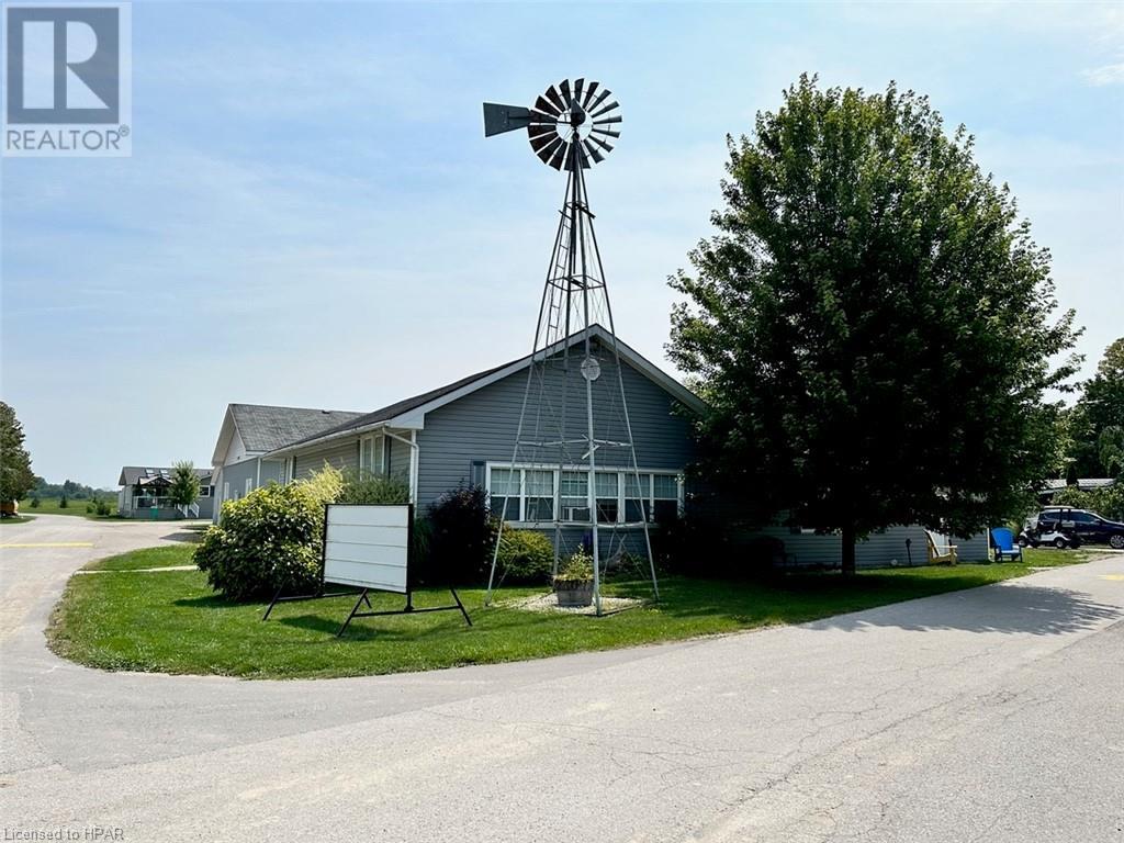 8 Algonquin Lane, AshfieldColborneWawanosh, Ontario N7A 3Y2 (26482258