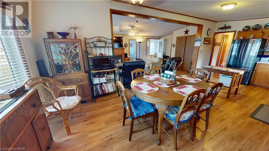 8 Algonquin Lane, AshfieldColborneWawanosh, Ontario N7A 3Y2 (26482258