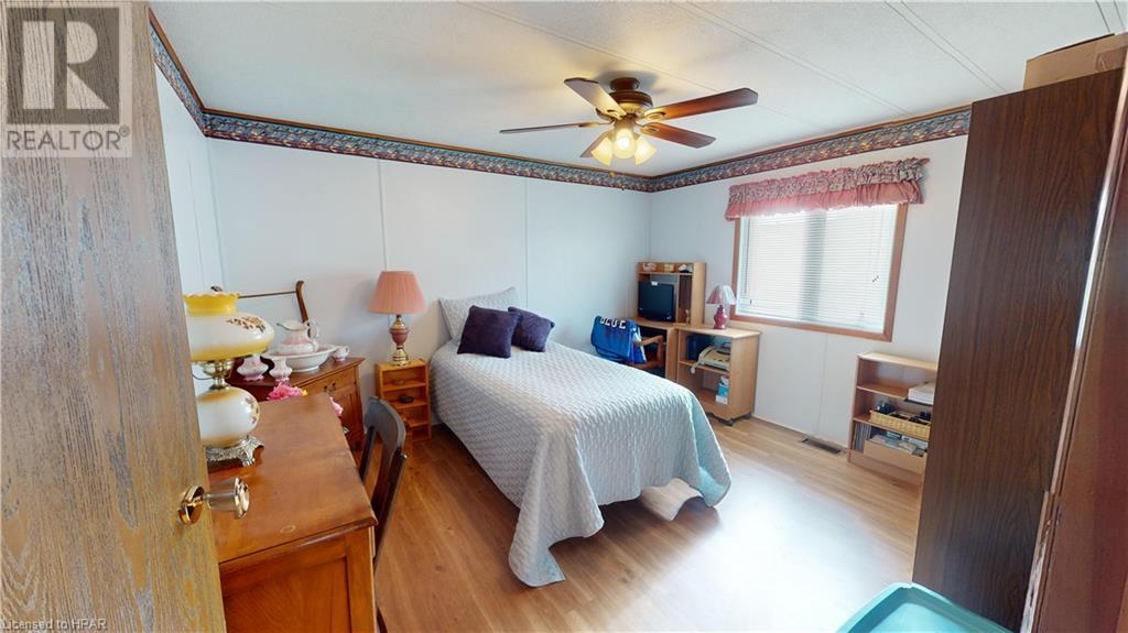 8 Algonquin Lane, AshfieldColborneWawanosh, Ontario N7A 3Y2 (26482258