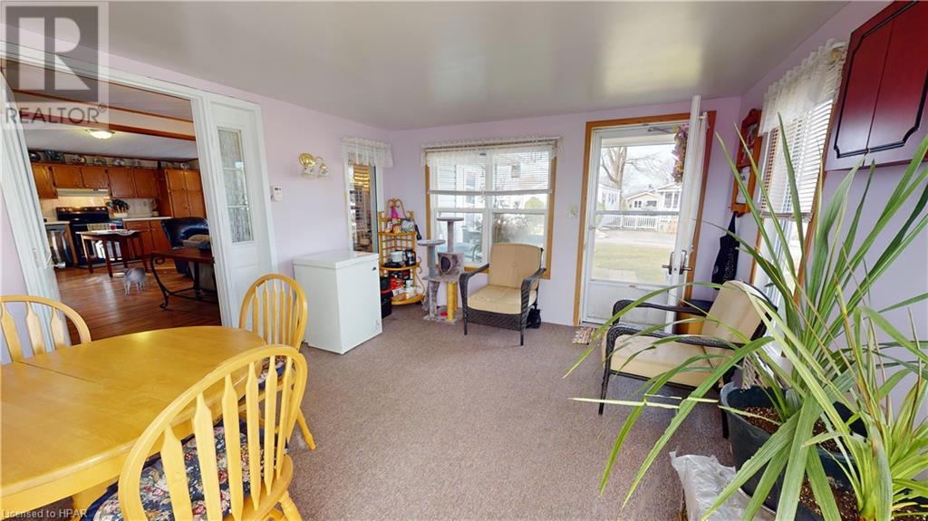 8 Algonquin Lane, AshfieldColborneWawanosh, Ontario N7A 3Y2 (26482258