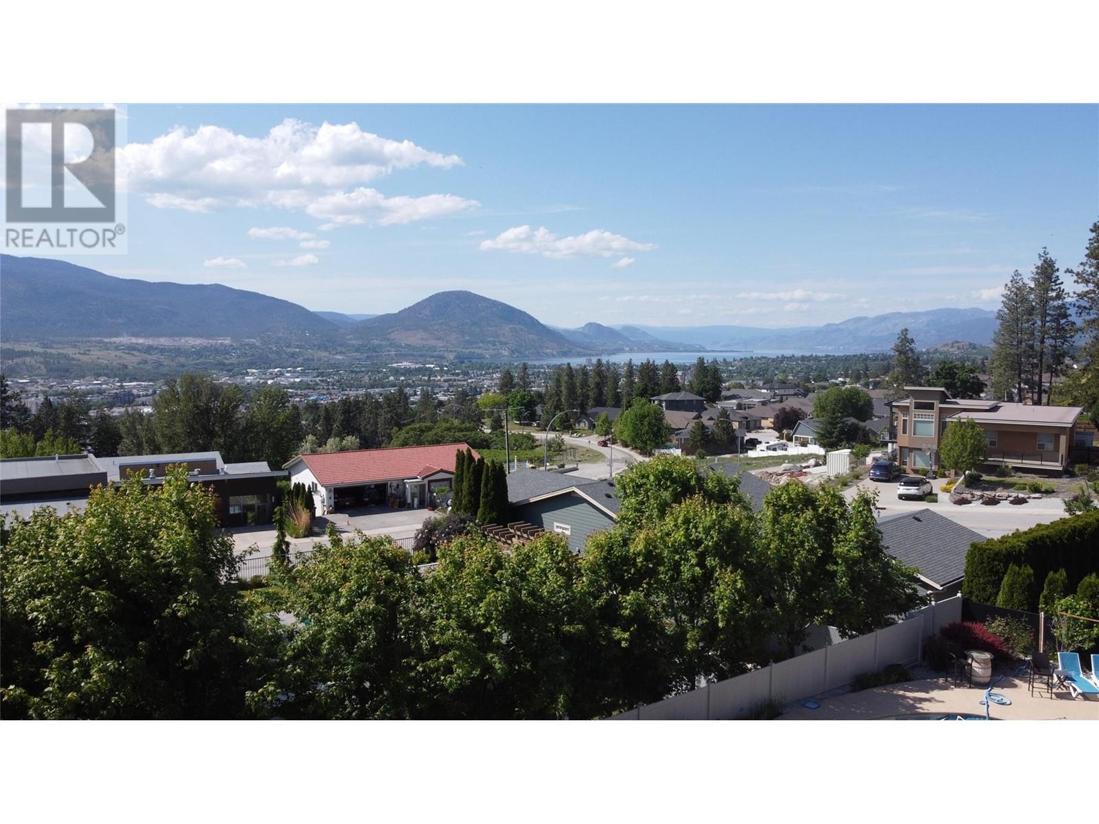 2931 Juniper Drive, Penticton, British Columbia  V2A 7T1 - Photo 6 - 10316741