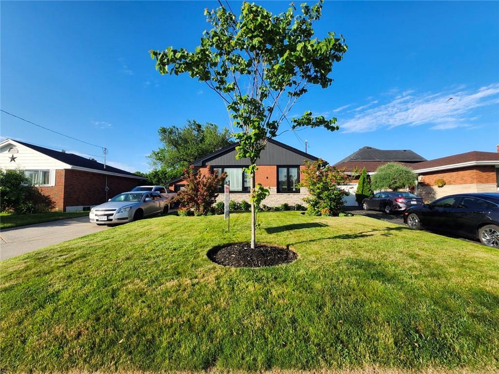 Image of property at 3 PLEASANT Avenue