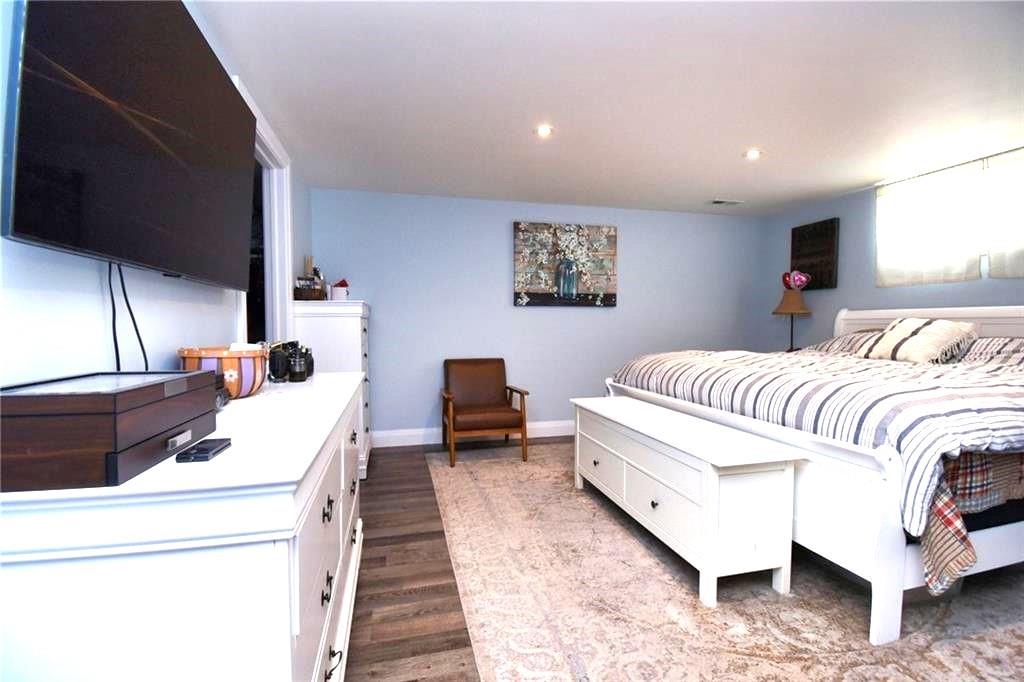 Image of property at 3 PLEASANT Avenue