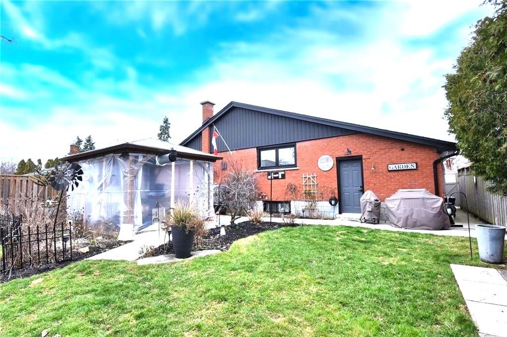 Image of property at 3 PLEASANT Avenue