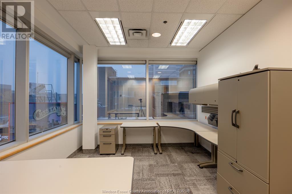 245 Ouellette Avenue Unit# 301, Windsor, Ontario  N9A 7J2 - Photo 25 - 23025535