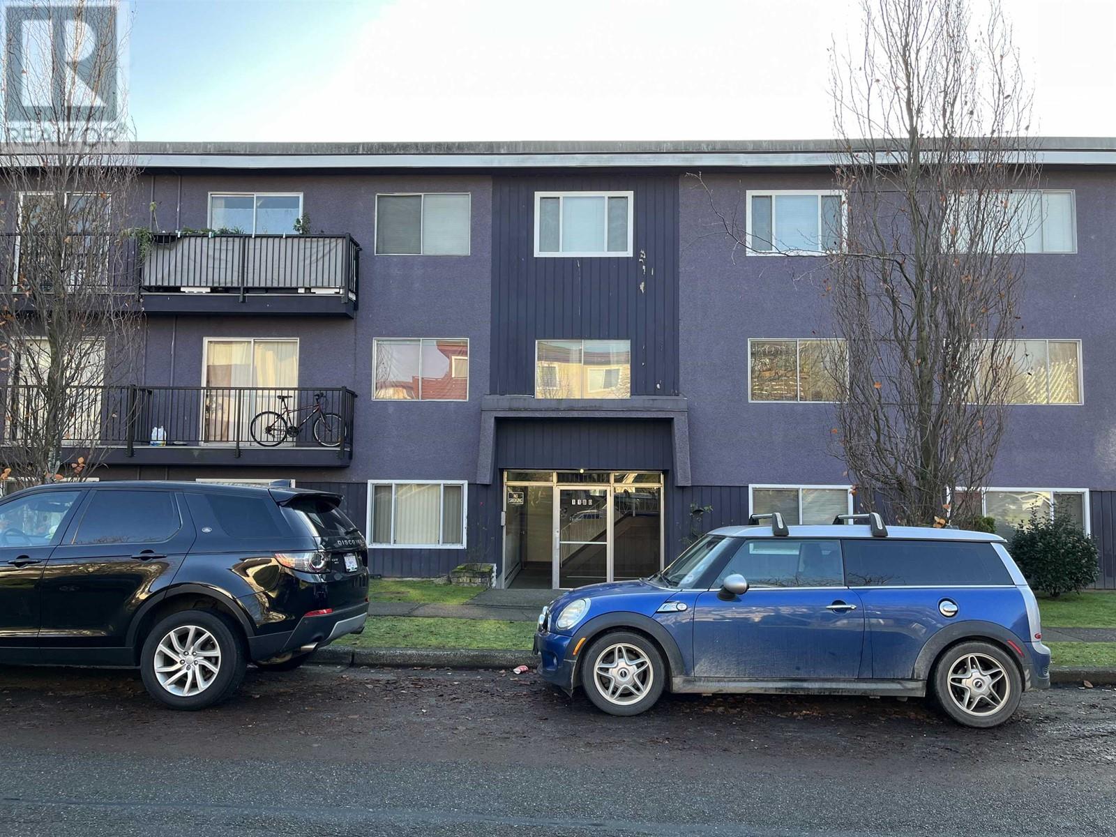 1180 W 71st Avenue, Vancouver, British Columbia  V6P 3A8 - Photo 3 - C8060748