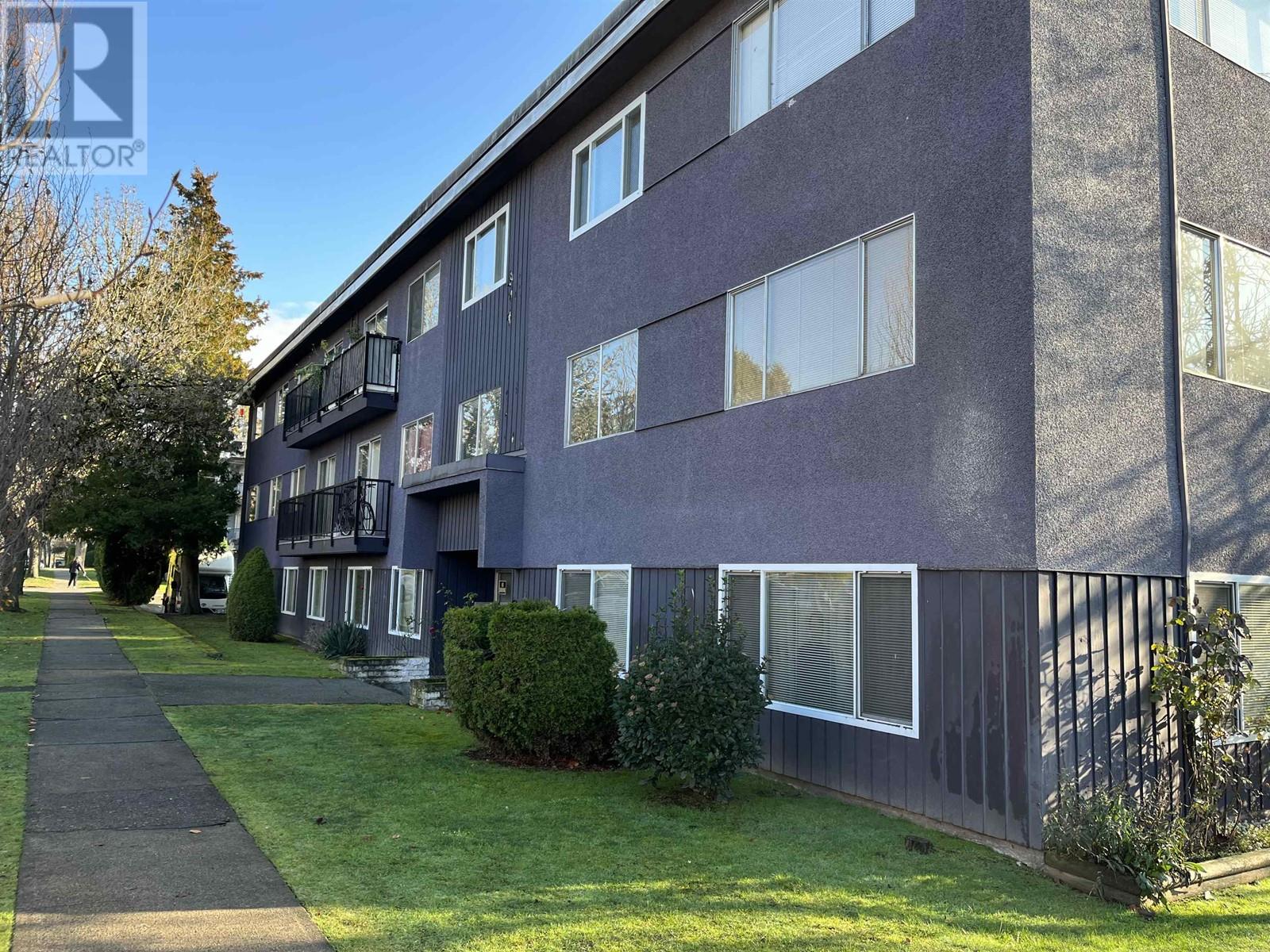 1180 W 71st Avenue, Vancouver, British Columbia  V6P 3A8 - Photo 4 - C8060748